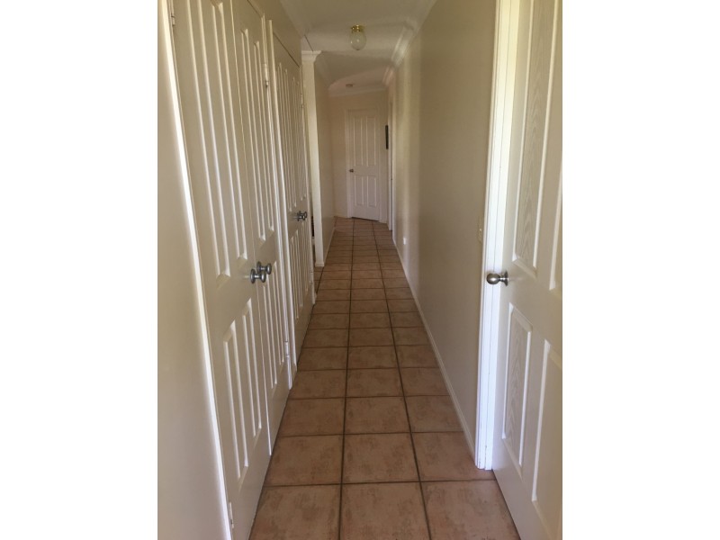 13 Taylor Street, St George QLD 4487