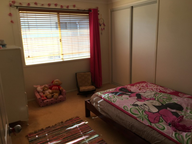 13 Taylor Street, St George QLD 4487