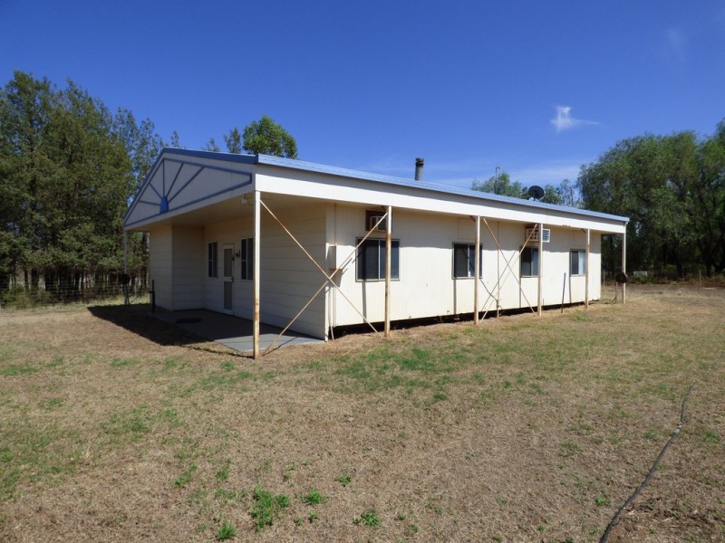 22 Johnston Road, St George QLD 4487