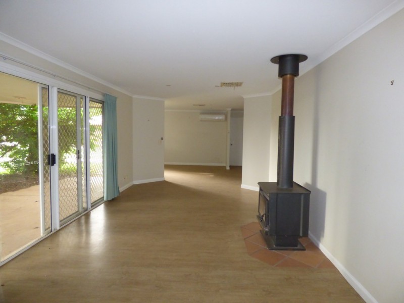 10 Cutler Court, St George QLD 4487