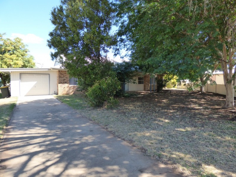 10 Cutler Court, St George QLD 4487