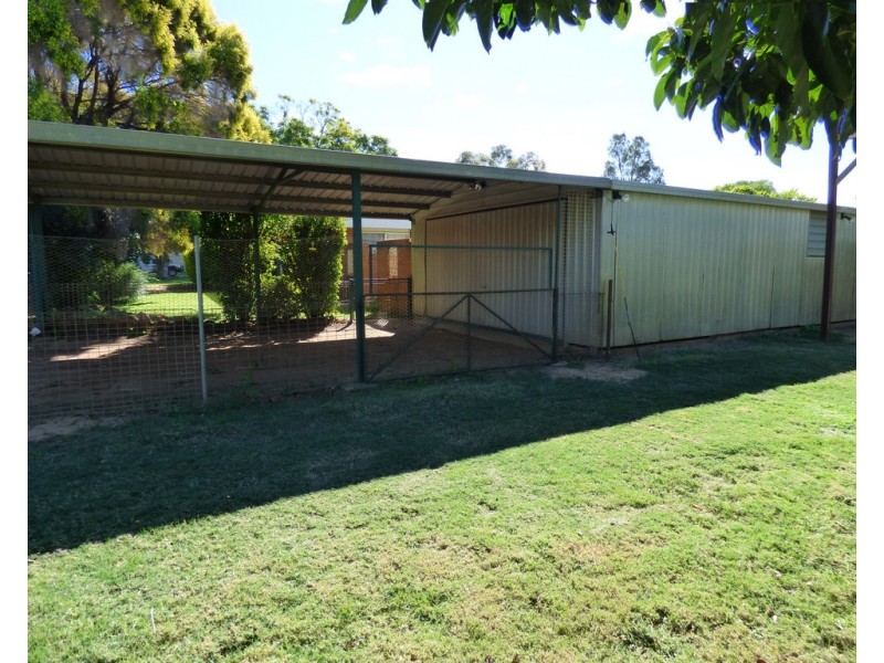 4 Philip Street, St George QLD 4487