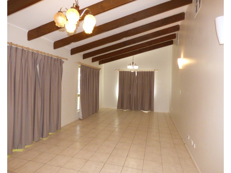 4 Philip Street, St George QLD 4487