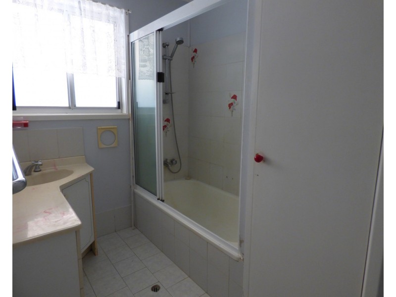 4 Philip Street, St George QLD 4487