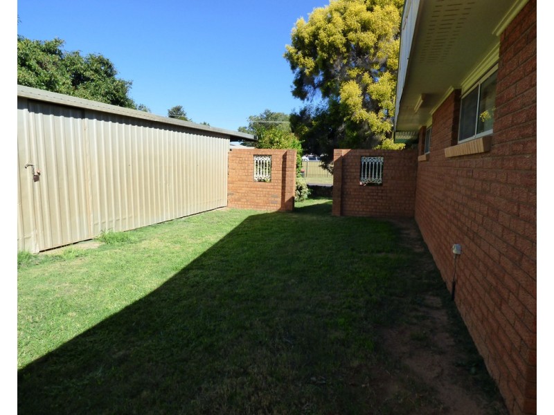 4 Philip Street, St George QLD 4487