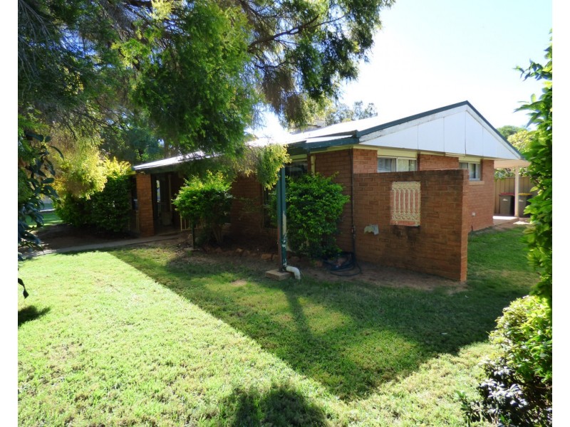 4 Philip Street, St George QLD 4487