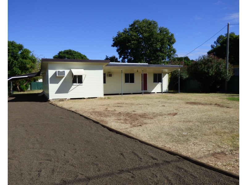 58 Church Street, St George QLD 4487