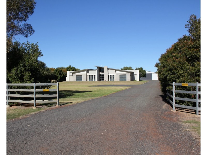 46-48 Herbert Street, St George QLD 4487