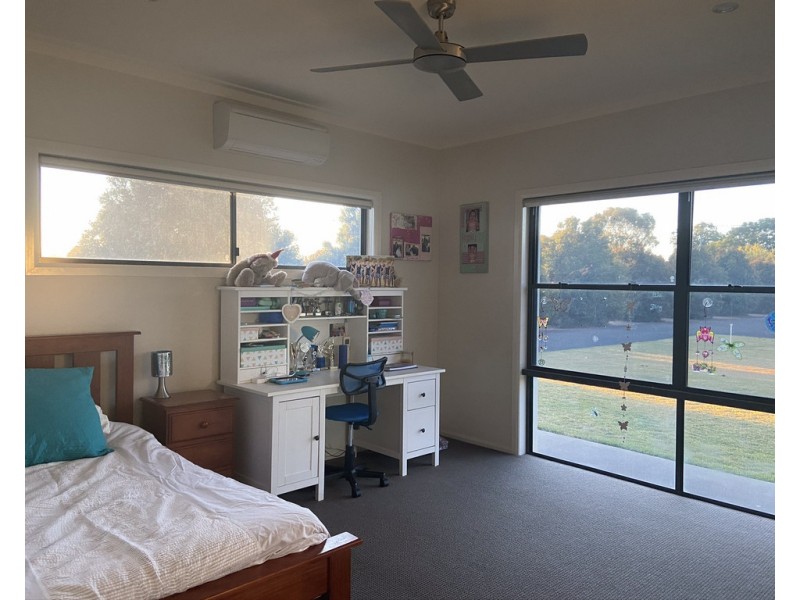 46-48 Herbert Street, St George QLD 4487