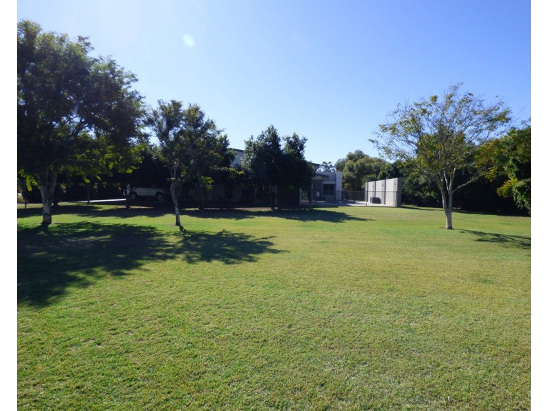 46-48 Herbert Street, St George QLD 4487