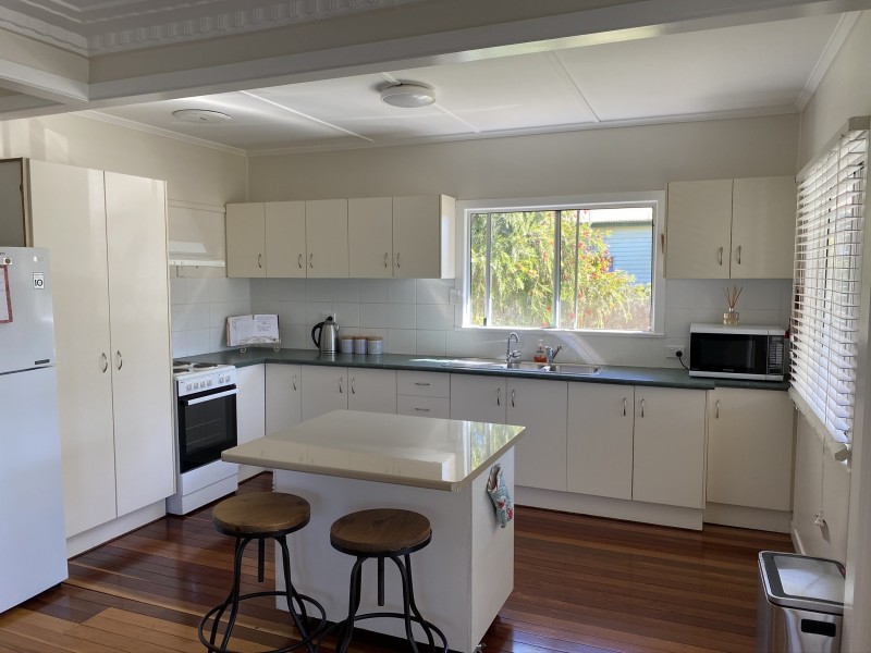 18 Howe Street, St George QLD 4487