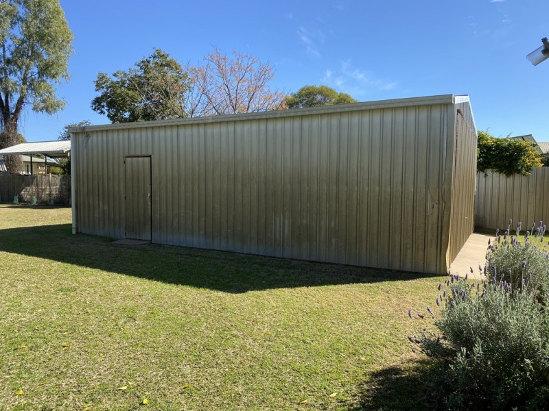 18 Howe Street, St George QLD 4487