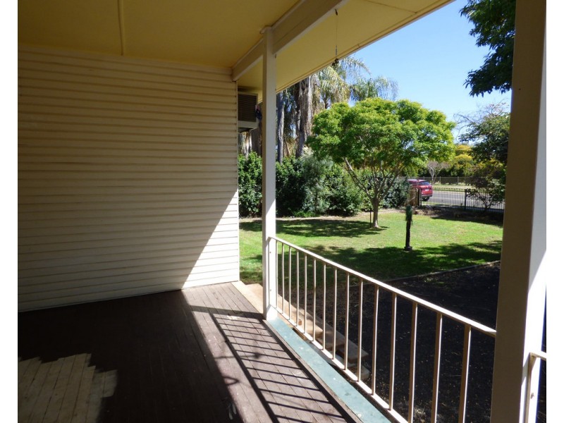 18 Victoria Street, St George QLD 4487