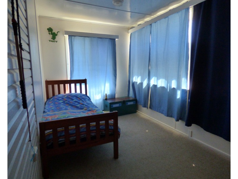 18 Victoria Street, St George QLD 4487