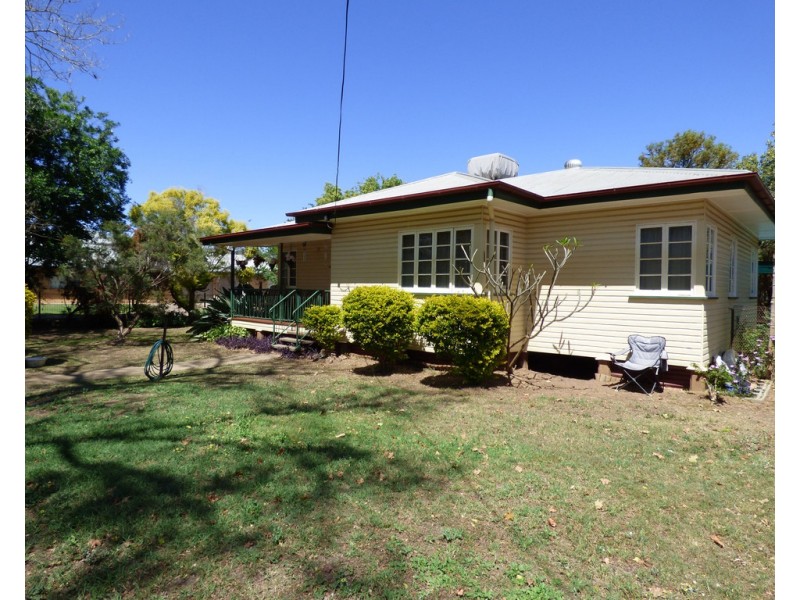 30 KENNY LANE, St George QLD 4487