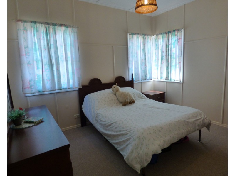 30 KENNY LANE, St George QLD 4487