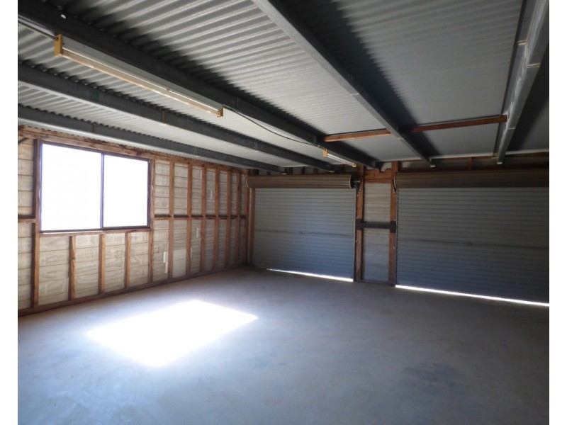 5 McDonnell Avenue, St George QLD 4487