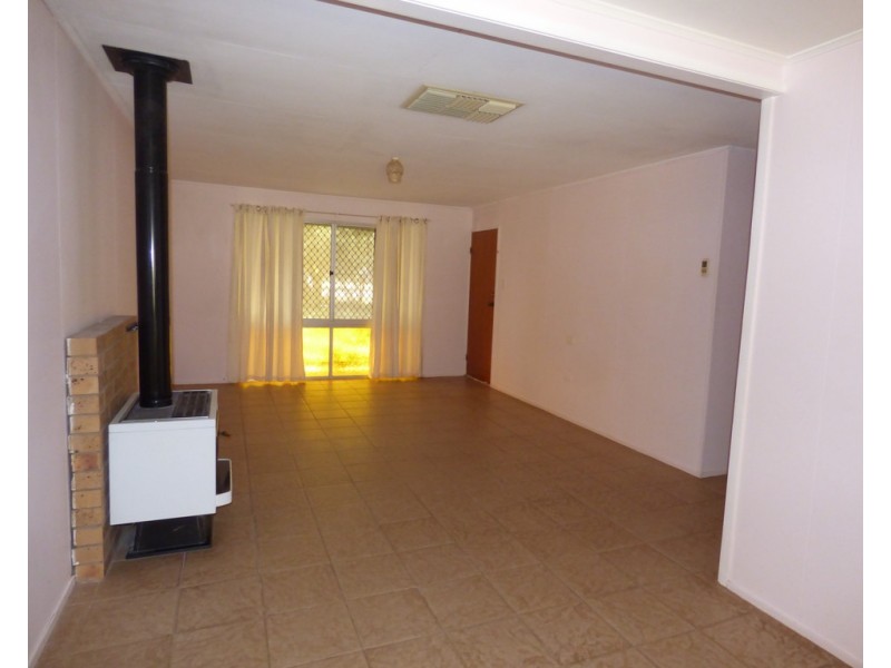 83 Grey Street, St George QLD 4487