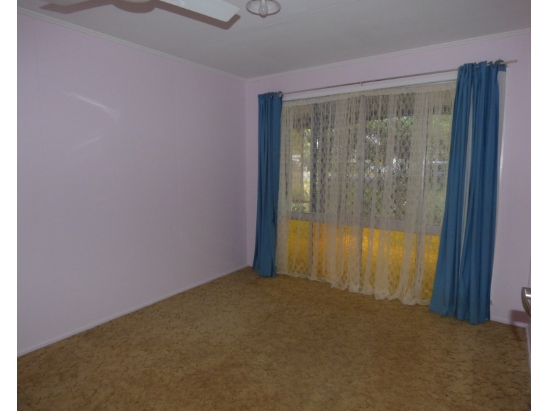 83 Grey Street, St George QLD 4487