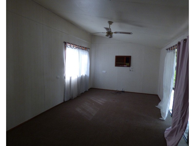 57 Victoria Street, St George QLD 4487