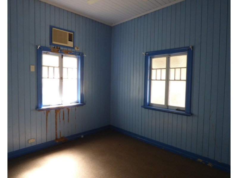 57 Victoria Street, St George QLD 4487