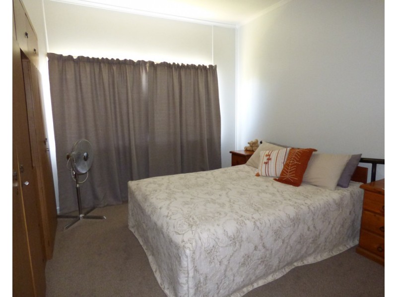 195 Victoria Street, St George QLD 4487