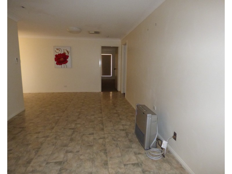 10 Barlee Street, St George QLD 4487