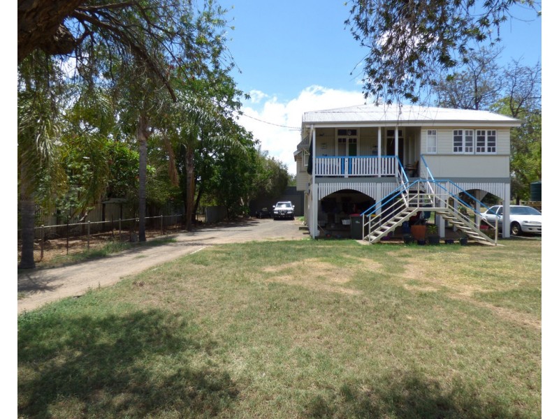 55 Victoria Street, St George QLD 4487