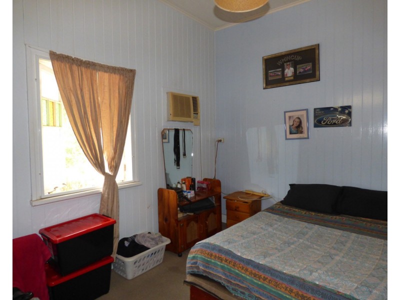 55 Victoria Street, St George QLD 4487