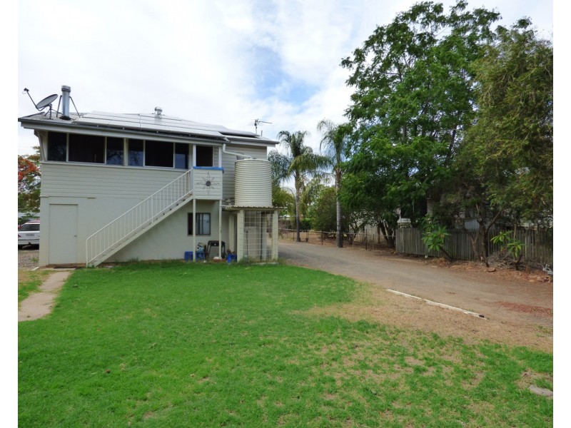 55 Victoria Street, St George QLD 4487