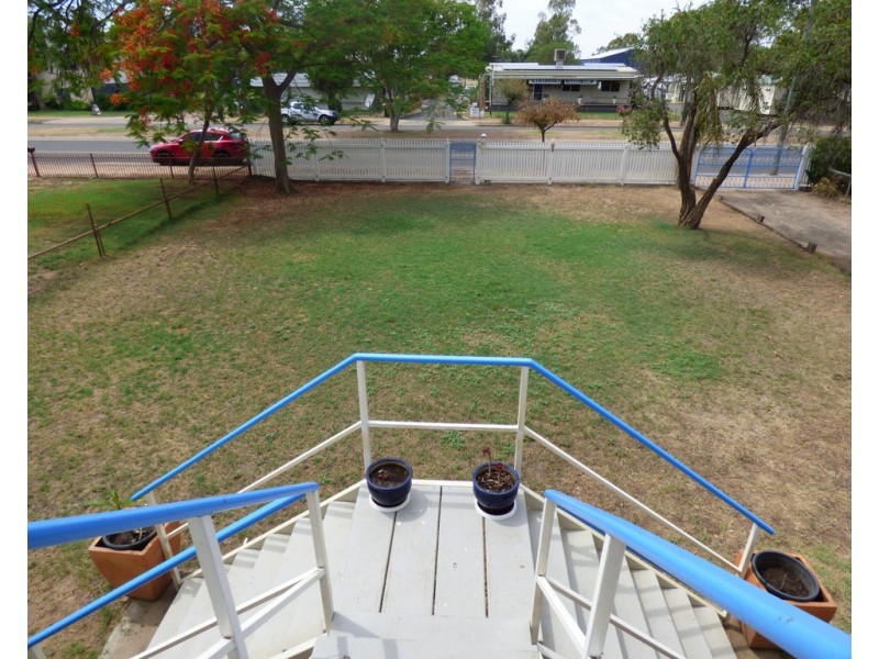 55 Victoria Street, St George QLD 4487