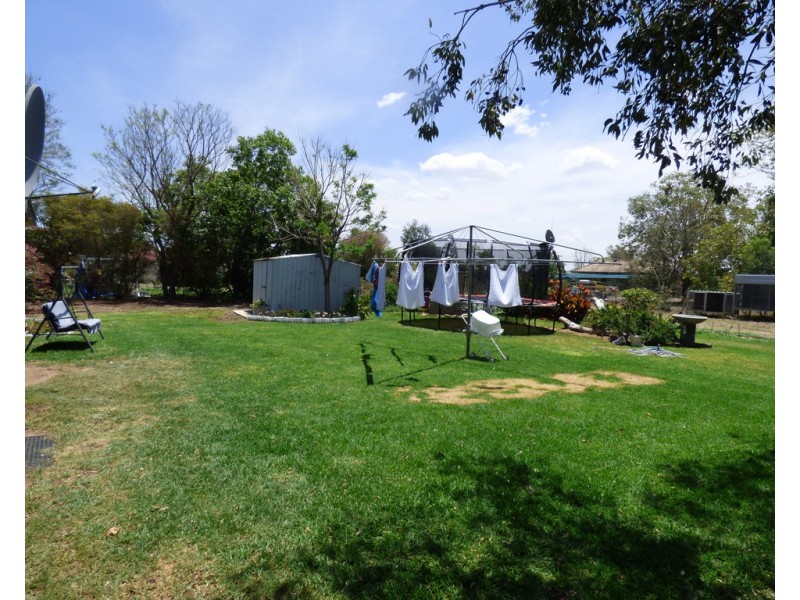 60 Moore Street, Dirranbandi QLD 4486