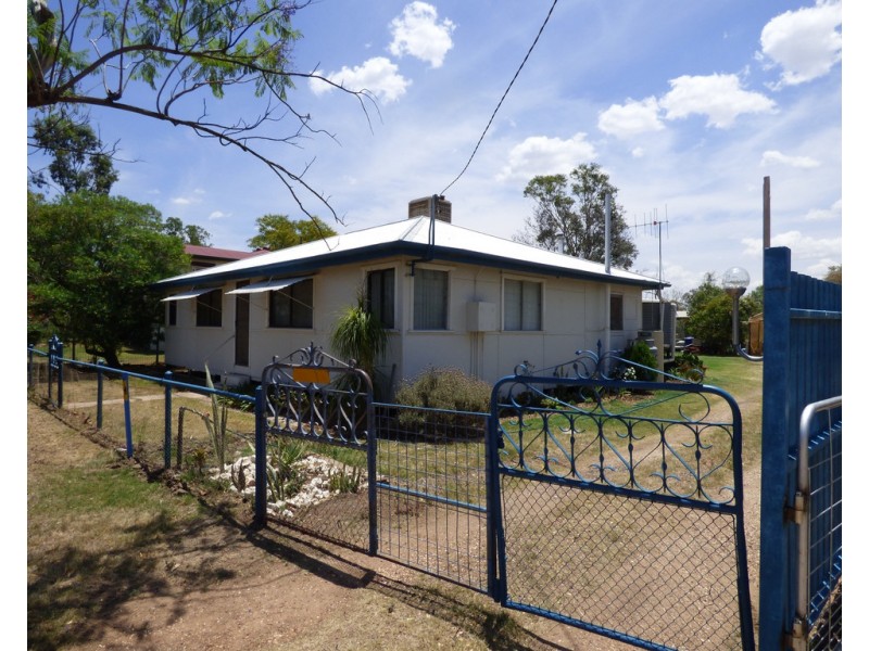 56 Moore Street, Dirranbandi QLD 4486