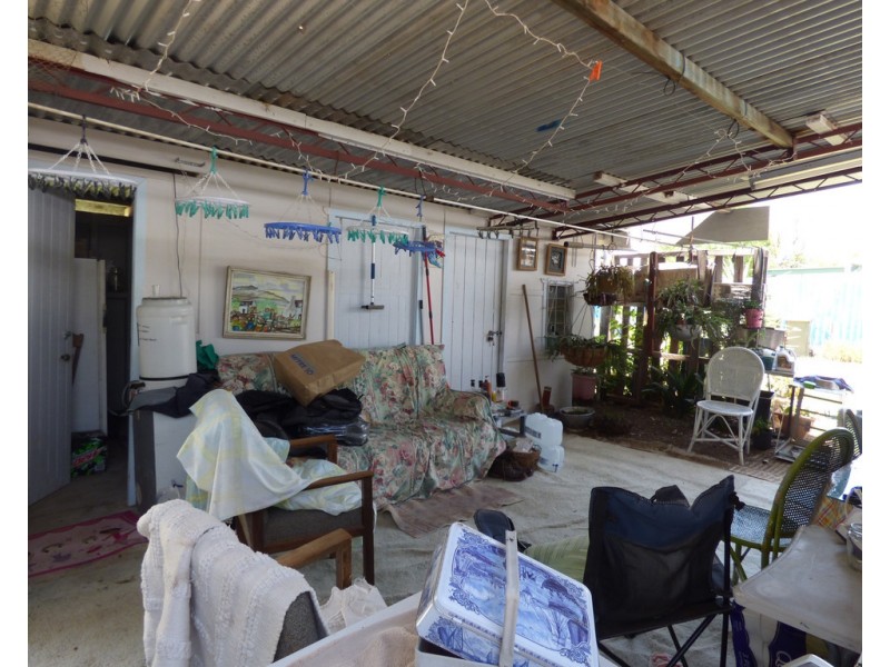 56 Moore Street, Dirranbandi QLD 4486