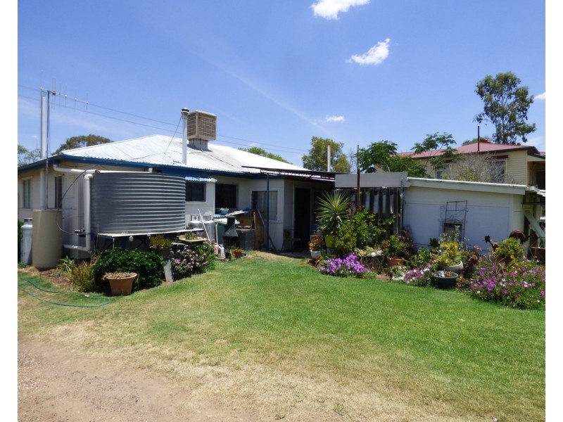 56 Moore Street, Dirranbandi QLD 4486
