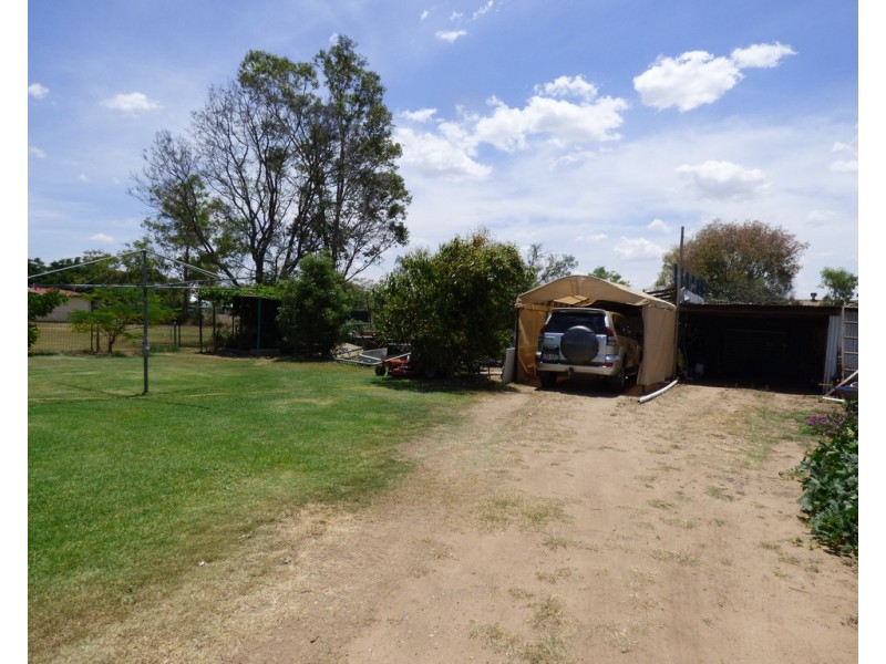56 Moore Street, Dirranbandi QLD 4486