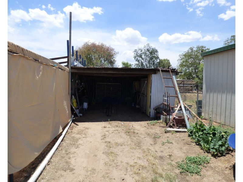 56 Moore Street, Dirranbandi QLD 4486