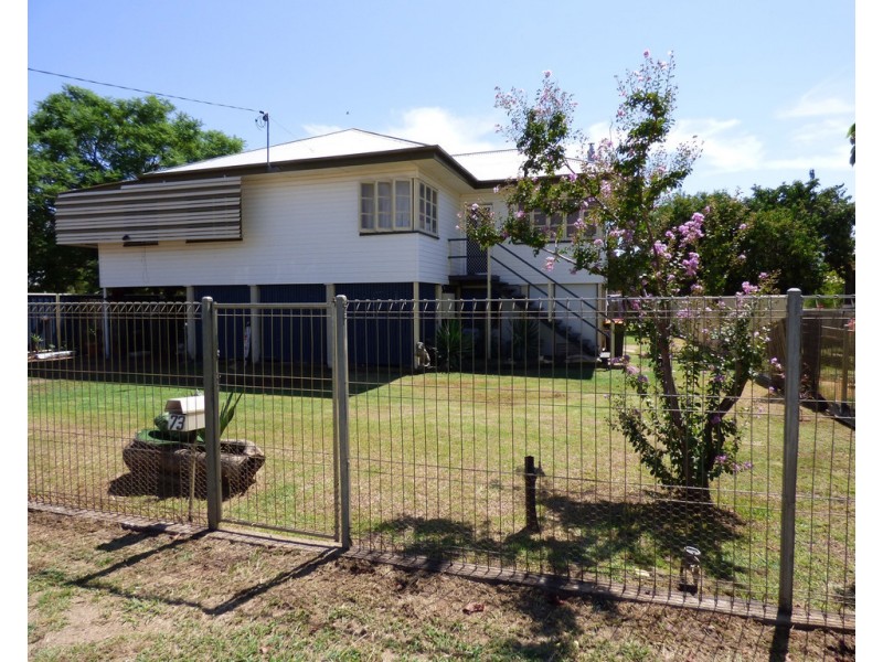 73 Scott Street, St George QLD 4487