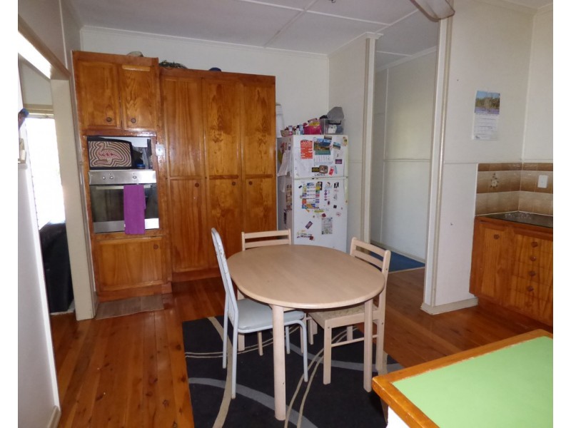 73 Scott Street, St George QLD 4487