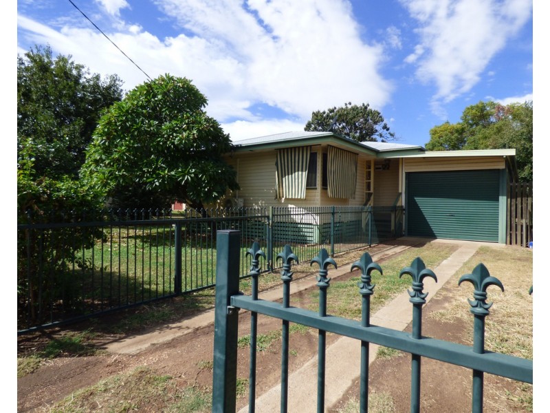 10 Logan Lane, St George QLD 4487