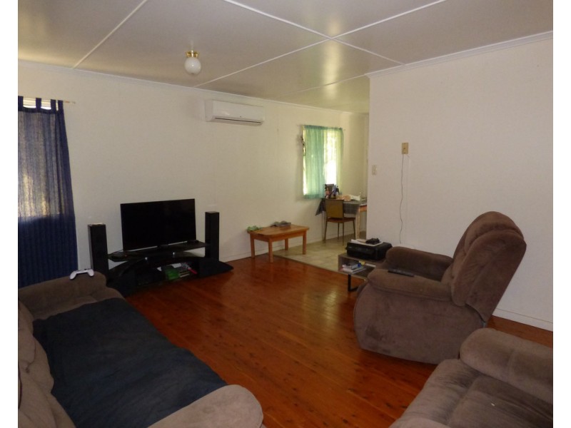 10 Logan Lane, St George QLD 4487