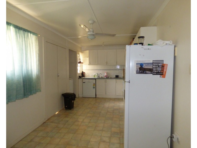 10 Logan Lane, St George QLD 4487