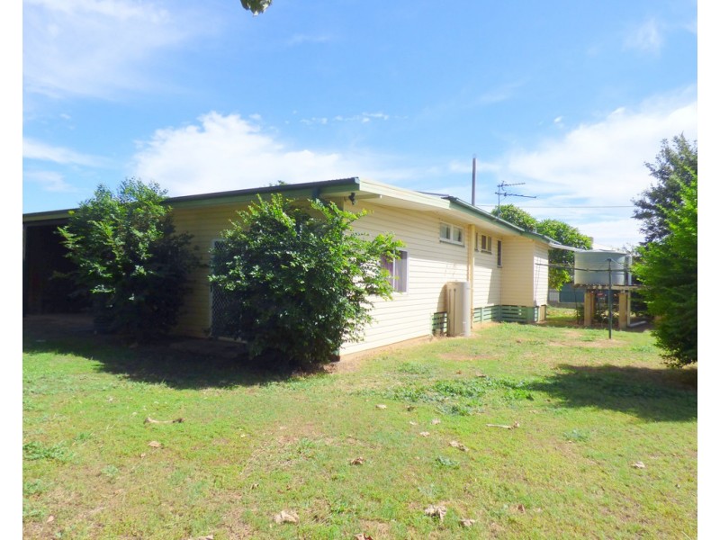10 Logan Lane, St George QLD 4487