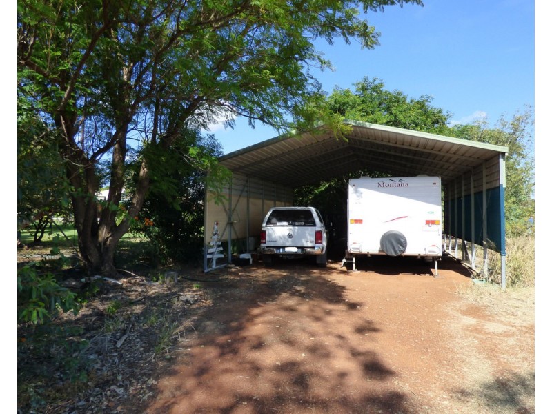 249-253 Alfred Street, St George QLD 4487