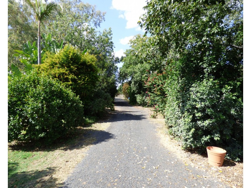 249-253 Alfred Street, St George QLD 4487