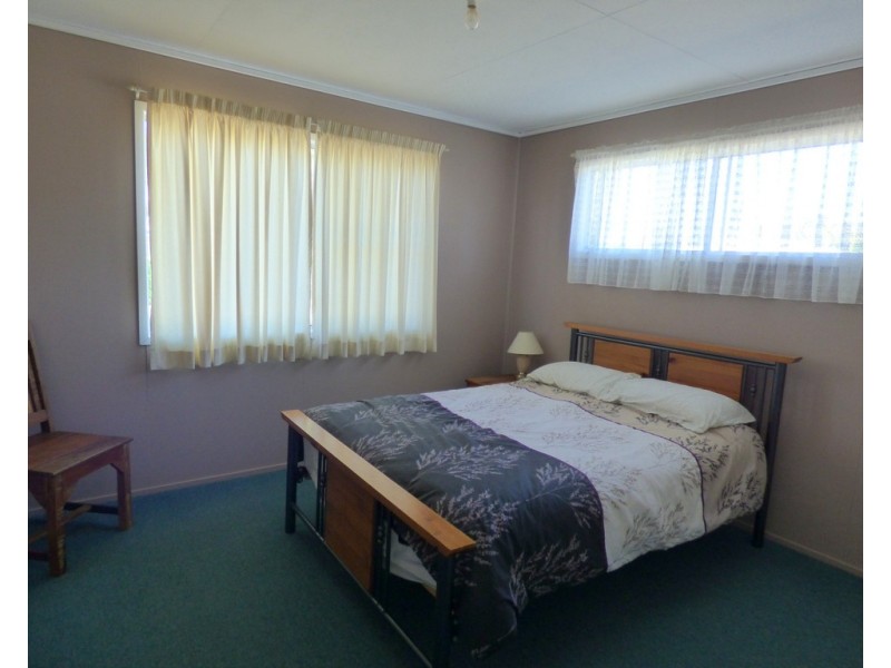 44 Barlee Street, St George QLD 4487