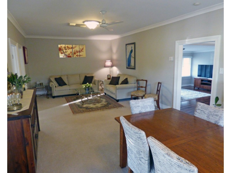 9-11 Church Street, St George QLD 4487