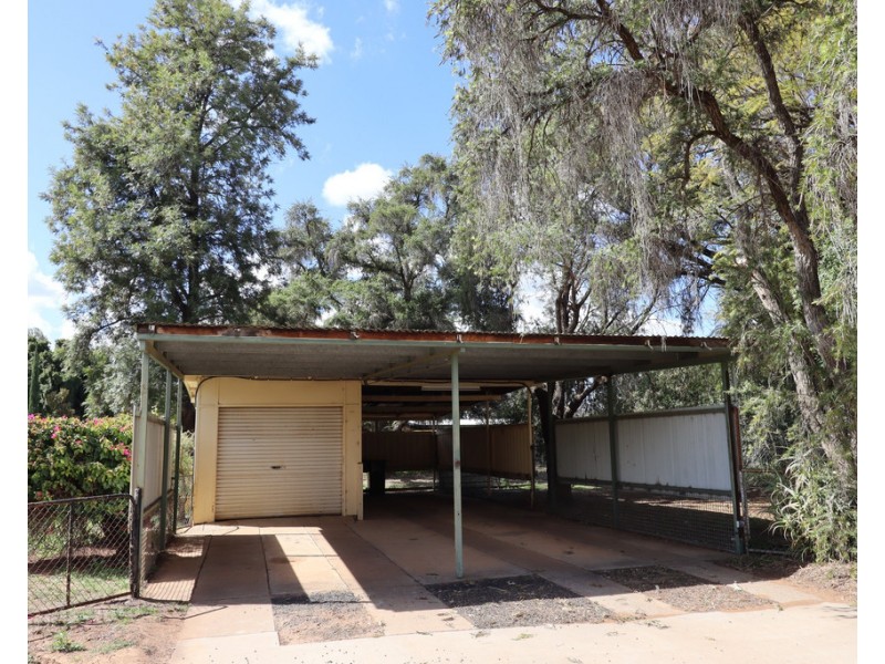 9-11 Church Street, St George QLD 4487