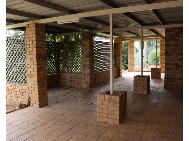 4 Cutler Court, St George QLD 4487