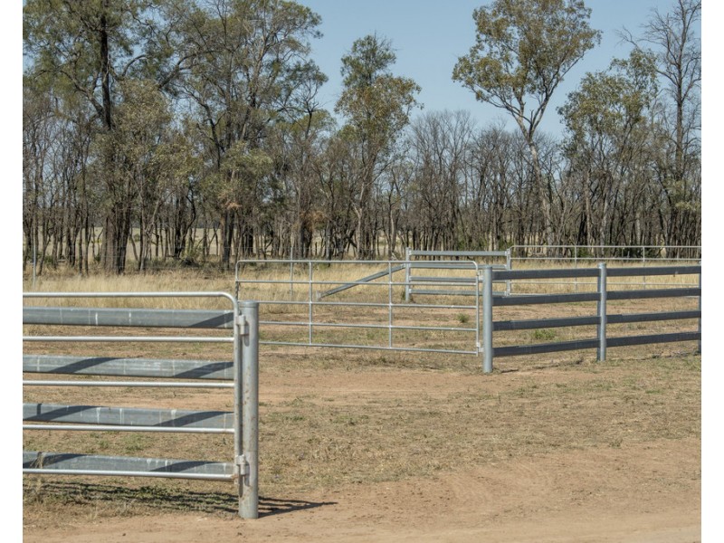 Warkon QLD 4417